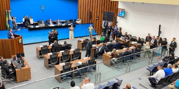 Cadeira vazia: Deputado do PL perde mandato a meses do fim após Justiça anular votos