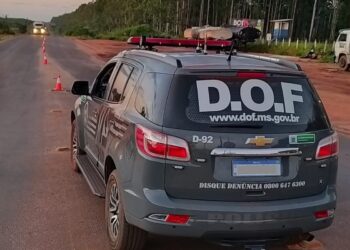 Policiais do DOF sofrem acidente na MS-379, em Dourados