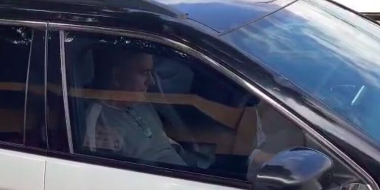 Cardiologista preso após morte de esposa vai responder em liberdade com uso de tornozeleira em MS