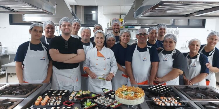 Moda, gastronomia e estética: Senac oferece 1,4 mil vagas em cursos profissionalizantes gratuitos