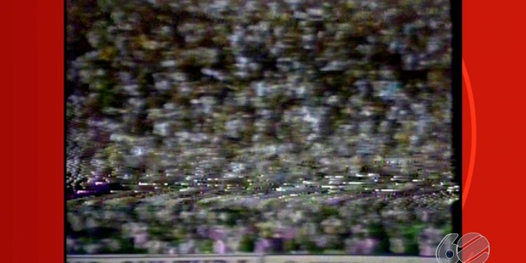 'Foi assustador, saía fogo': torcedor relembra maior avistamento de OVNIs do Brasil durante jogo de futebol