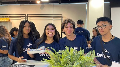Programa coloca o jovem no mercado e leva talentos para as empresas