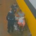 Vídeo mostra momento em que visitante dá à luz dentro de presídio de Dourados